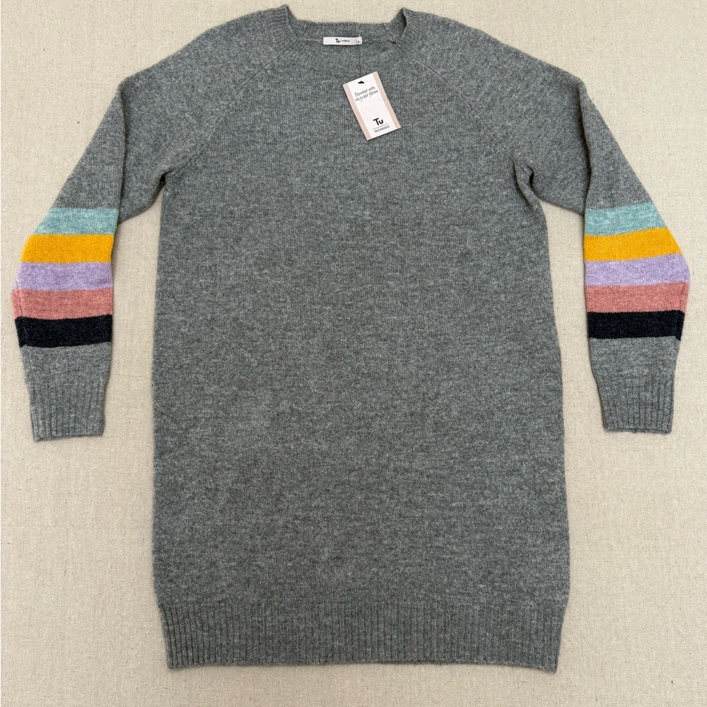 S114 NWT Size 10 Grey Tunic Sweater with Multicolor Striped Sleeves